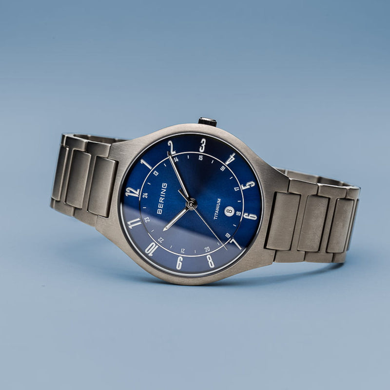 Bering Watch | Titanium | brushed silver | 11739-707
